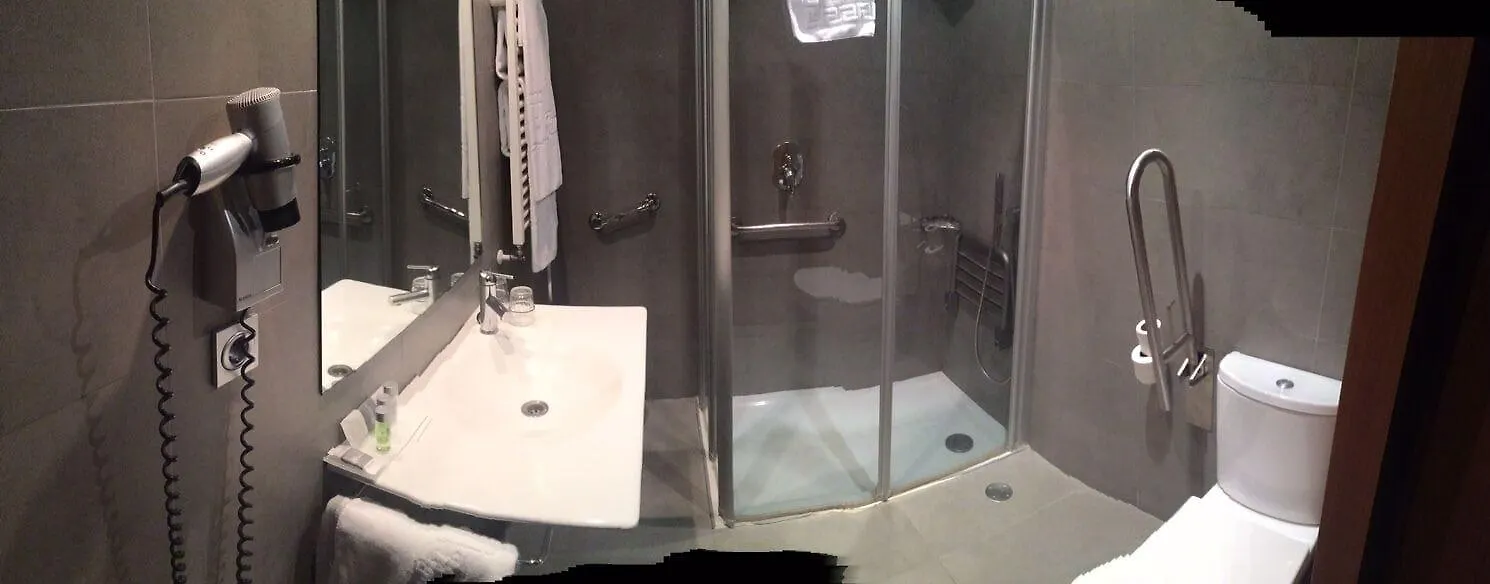 ***  Hotel Jauregui Hondarribia España